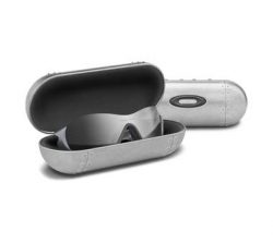 Oakley Large Metal Vault 07-255