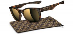 Oakley GARAGE ROCK SHAUN WHITE SIGNATURE OO9175-19